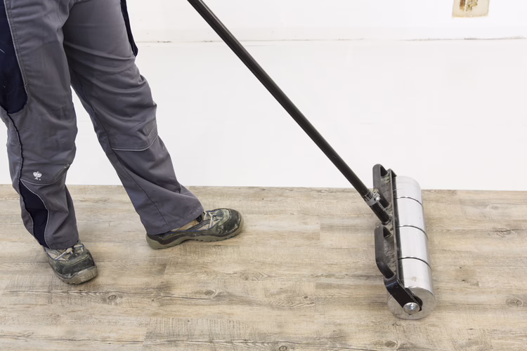 After installation, rub down crosswise over the whole area.
